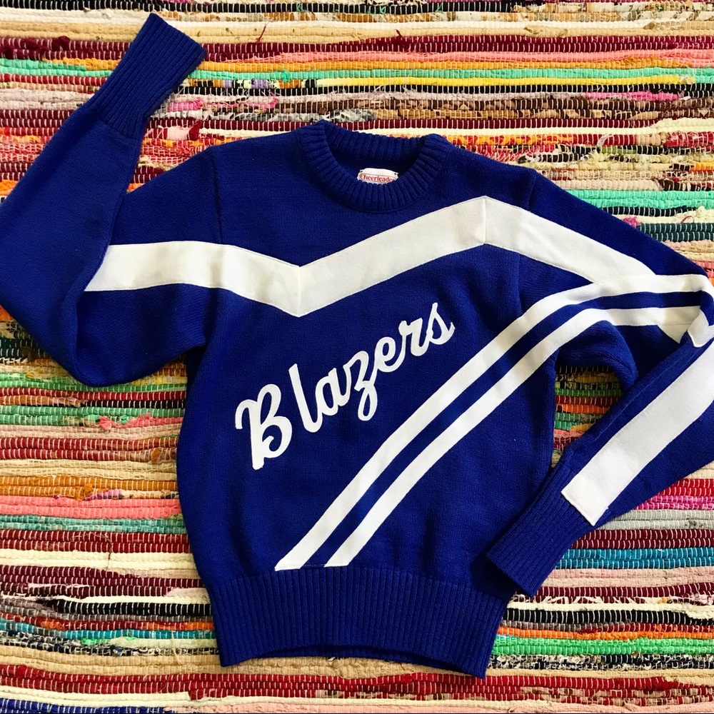 Vintage ~ Cheerleader sweater Blazers
